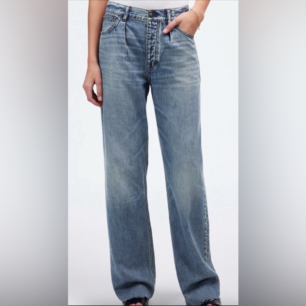 Madewell Pleated Low-Slung Baggy Jean